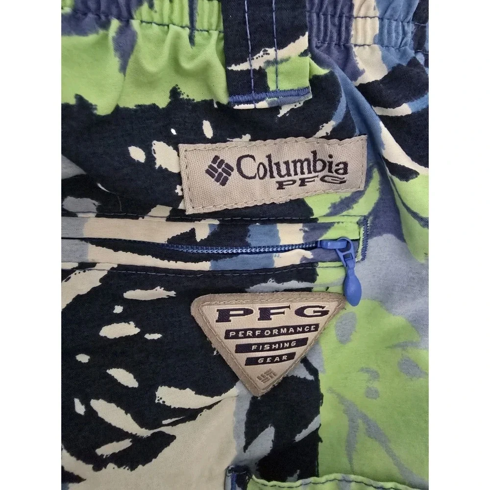 Men's Columbia Swim Shorts Trunks Size‎ Small Blue Green